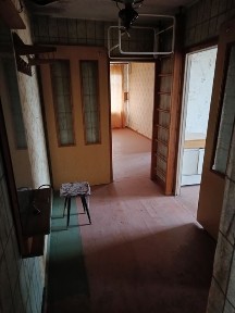 Терміново продам 3-х кімнатну квартиру 52,1