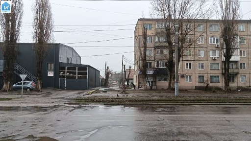 Продам приміщення на Довгинцево