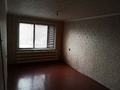 Продам 2 - комнатную квартиру