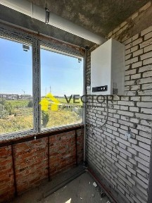 Двушка 77м² в зданому цегляному будинку. Поверх - 3/10. Держ програми!