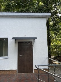 Фасадне приміщення Благовісна-Грушевського