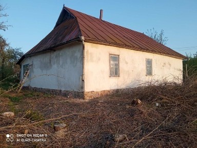Дом с. Почуйки Попелянський р-н