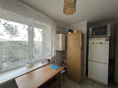 Продаж 3 кімн квартири, С, Зоря, вул Будівельників