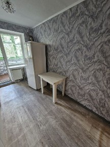 Продам 2-х кімнатну квартиру