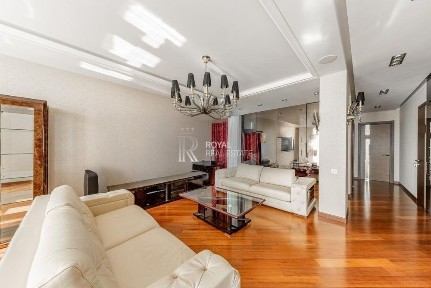 вулиця Андрія Верхогляда, 18А, мікрорайон Чорна Гора, район Печерський, Київ, метро Звіринецька (Дружби народів), вул. Андрія Верхогляда 18А