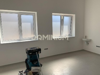 Оренда нового приміщення 23 м² у центрі Виноградова. Перша здача