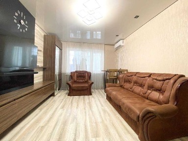 Продаж 2-кімнатної квартири по вул. Героїв Крут (Черепіна)