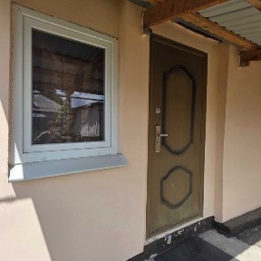 Продам частину будинку, район магазину Океан