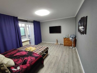 Продам 3-х комнатную квартиру в Матвеевке.