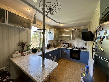 Продаж 3-к квартири в районі Площі Свободи