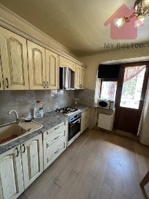 Здається 2-кімнатна квартира, вул. Насипна Код: 31097