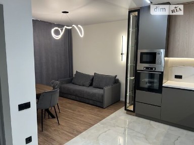 Продаю квартиру з євроремонтом 44 м2