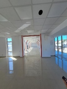 Продається комерцієйне приміщення ТЦ Rich Town по вул. Торговиця