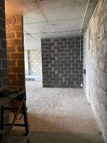 Продаж видової квартири на Митниці