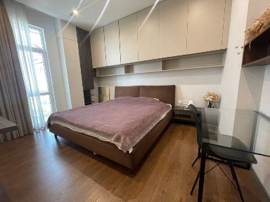 Стильна 2 кімнатна квартира у центрі міста з видом моря