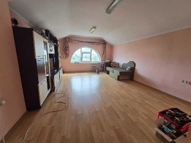 Двокімнатна квартира мансардного типу