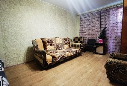 1 кв можно на месяц <a href='/newbuilding/6129/view/zk-roganskii'>Роганский</a> ж/м с/м Класс