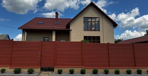 Продам 2-х поверховий будинок в Жмеринці 9770