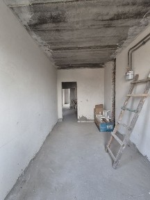 Трикімнатна квсртира в обжитому будинку.