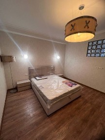 Одеса, Приморський, Тіниста вулиця 9/12