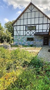 Продаж незвичайного будинку!