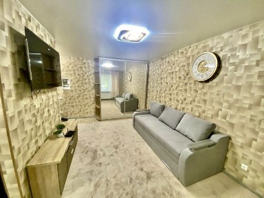 Продаж 1о кімнатної квартири в Нагірній частині біля 18 школи