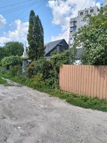 Продажться частини будинку