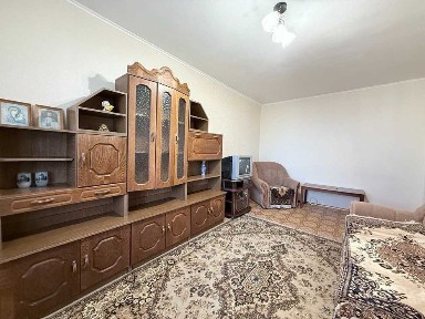 Сдам 2 комнатную, метро Холодная гора.