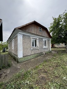 Продам будинок с. Суржа
