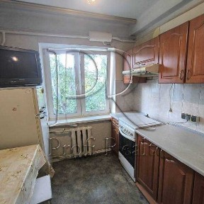 Продажа 2-комнатной квартиры 39 м², Героев Севастополя ул., 11А