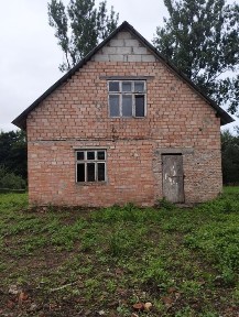 Продається земельна ділянка з будинком в м. Стебник від власника