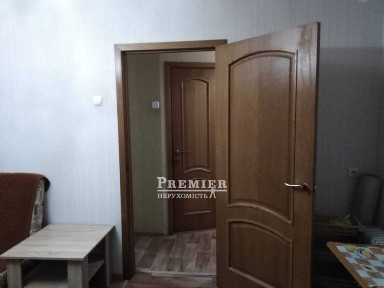 1-кімнатна квартира з ремонтом в районі Середньофонтанської