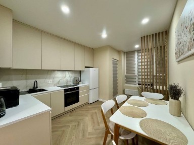 Подобова оренда. Апартаменти Vanilla Latte в ЖК Фаворит.