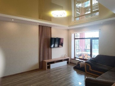 Продаж двоповерхового будинку з ремонтом