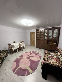 Здам 2км квартиру в приватному будинку