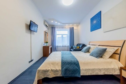 Подобово ЦЕНТР! 2к квартира на Дарвіна, Бессарабський ринок