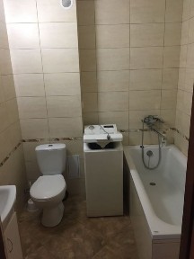 Продам квартиру в центрі міста