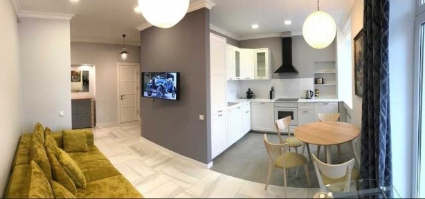 2к Лютеранська Хрещатик Круглоуніверситетська Банкова Липки