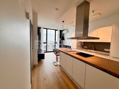 Тютюнника Василя (Барбюса Анрі), 28а, ЖК