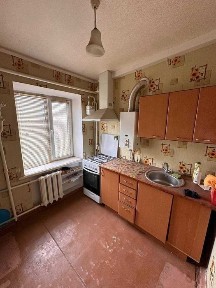 Продаж 2-кімнатної в ЦЕНТРІ міста (вул. Першотравнева)