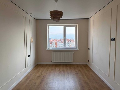 Продаж 2 км квартири з ремонтом в центральній частині міста