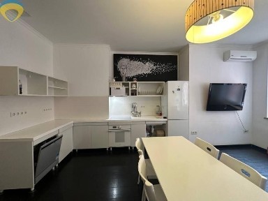 Однокомнатная квартира с ремонтом в жк <a href='/newbuilding/6096/view/zk-kapitan'>Капитан</a> на Базарной