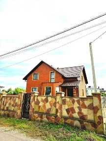 Продаємо якісно збудований будинок