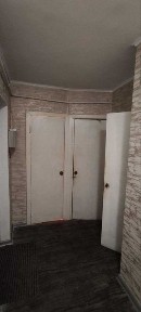 Продам 4-кімнатну квартиру