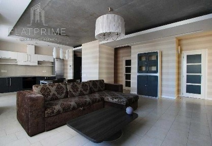 3 кімнатна, Вид на дніпро, Сучасний ремонт, Раїси Окіпної 10