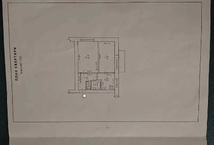 ДКПТК 2к квартира середній поверх цегляний будинок Супер під оренду