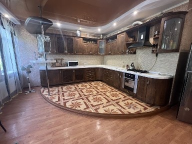 Продам будинок село Широке ( Інгулець). Є- відновлення.