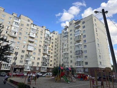 Чернігів, Стрілецька Набережна 106