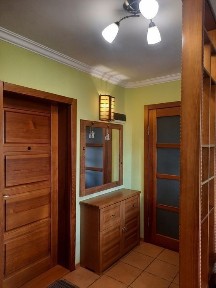 Продам уютную квартиру в центре города. Ул. Троицкая.