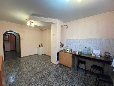 Квартира 113 кв. с автономным отоплением, ул. Бызова/ пр. Мира